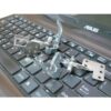 Inlocuire balamale laptop - suport ecran