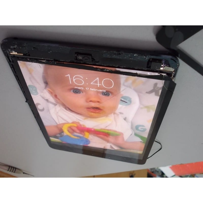 Service iPad - reparatii software si hardware
