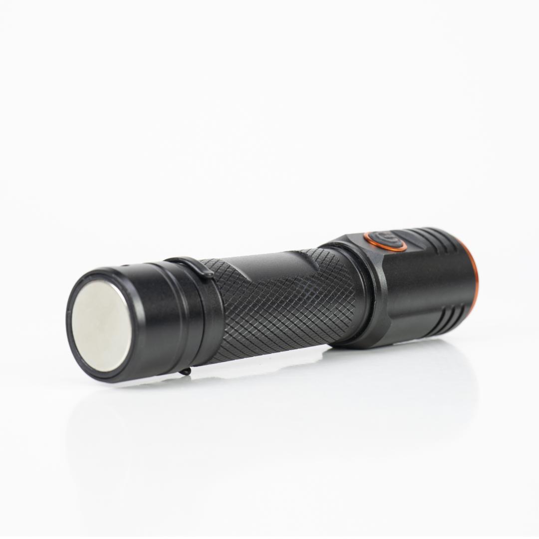 Lanterna PNI Adventure F650 LED 20W 2000lm Aluminiu IPX6 Acumulator Inclus incarcare USB Tip C - Image 3